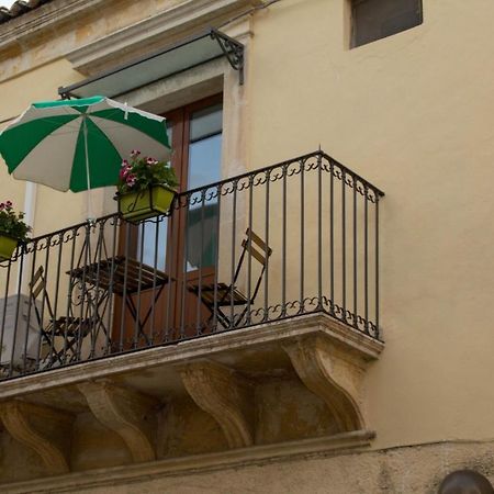 Noto Bedda Bed&Breakfast Bagian luar foto