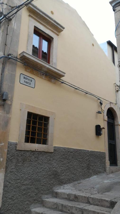 Noto Bedda Bed&Breakfast Bagian luar foto