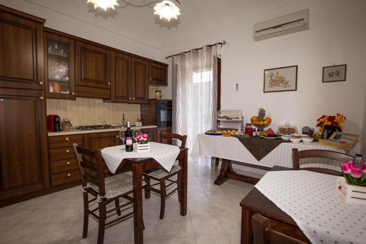 Noto Bedda Bed&Breakfast Bagian luar foto