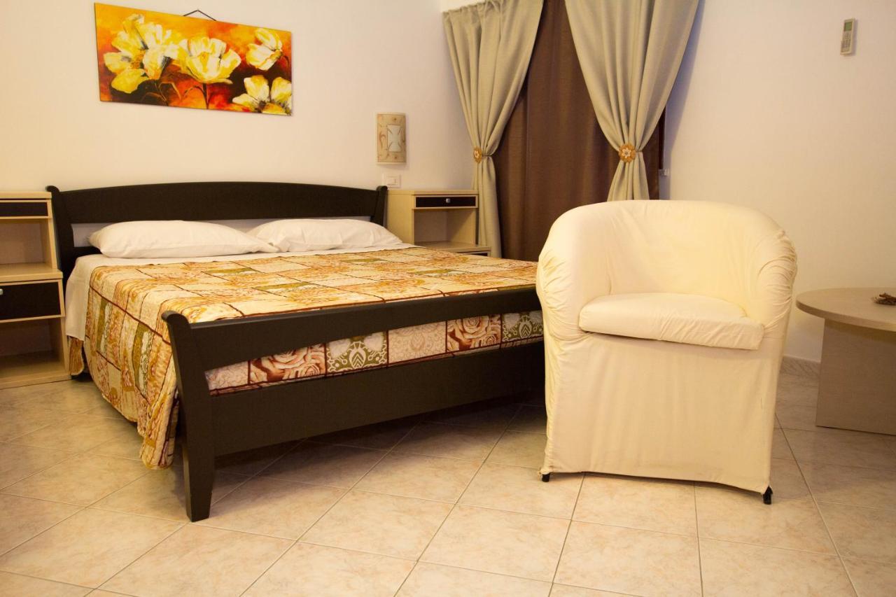 Noto Bedda Bed&Breakfast Bagian luar foto