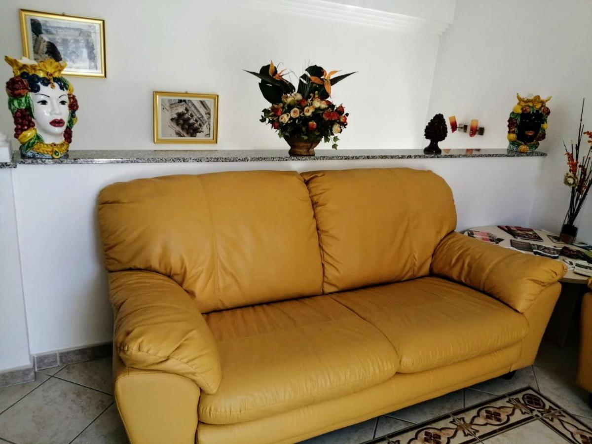 Noto Bedda Bed&Breakfast Bagian luar foto